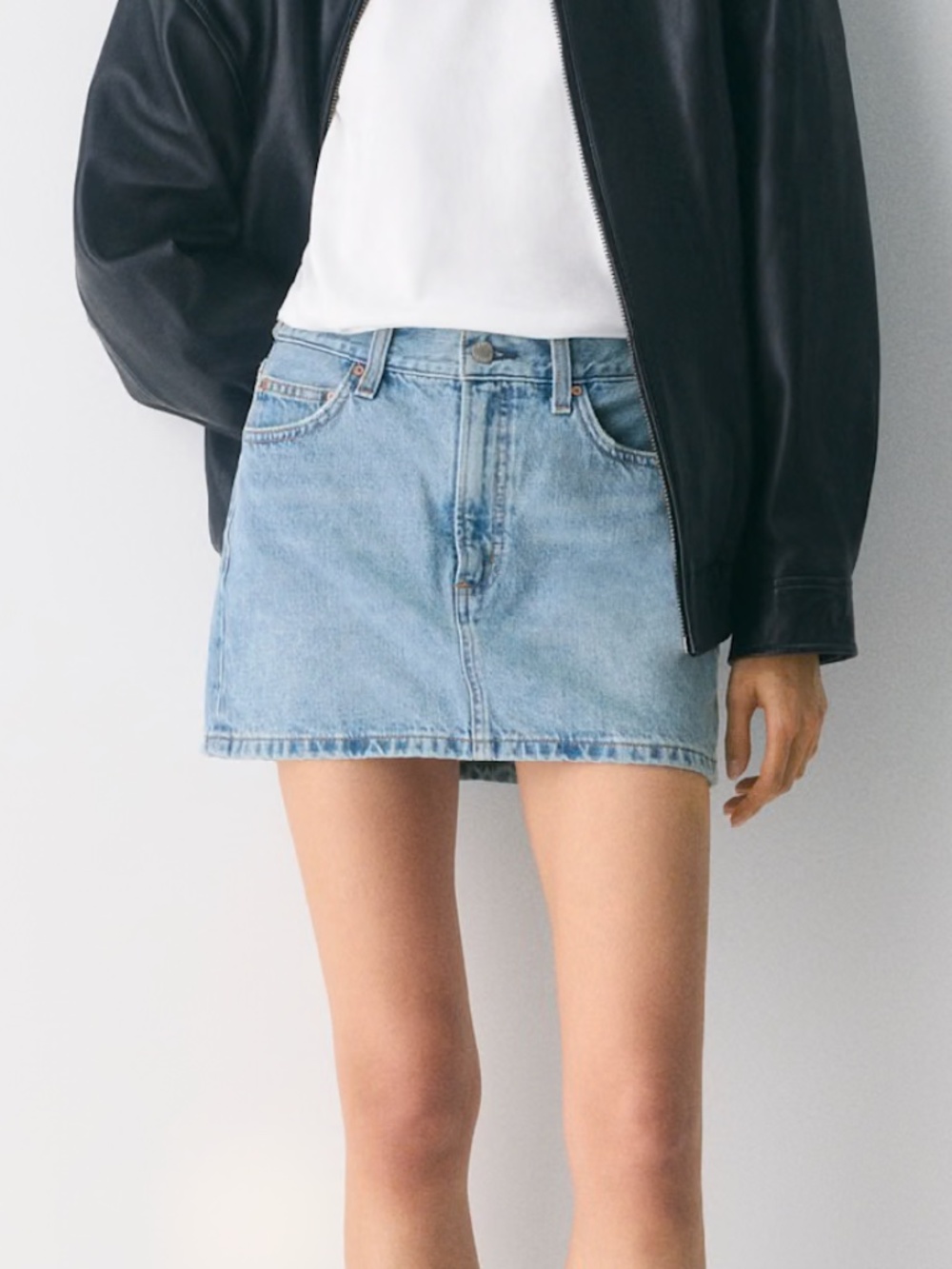 Aritzia Denim Forum The '90s Ricci Denim Skirt